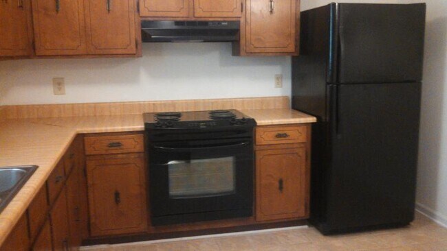 Building Photo - 3999 Pleasant Home Rd