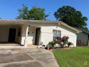 Building Photo - 920 Parsons Dr