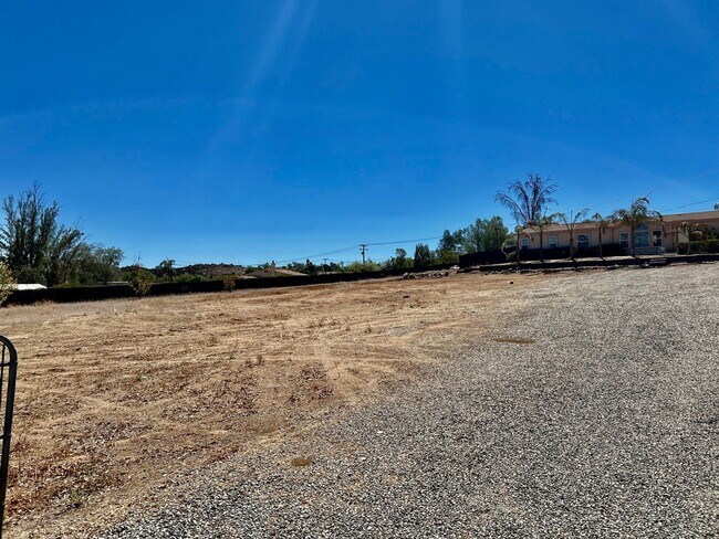 Building Photo - Work & Live on beautiful piece of property