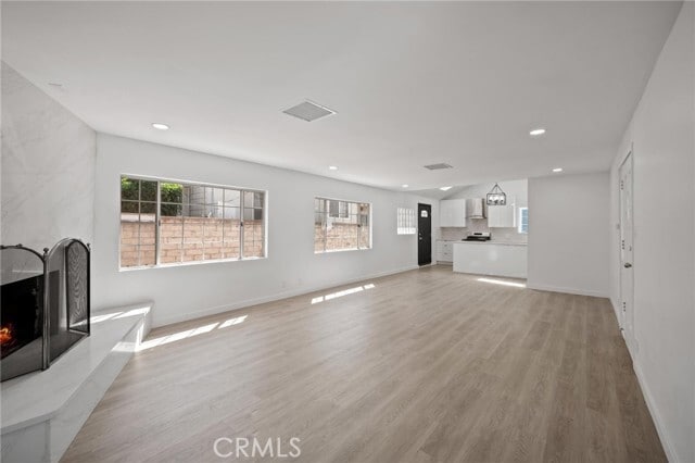 Building Photo - 7445 Balcom Ave