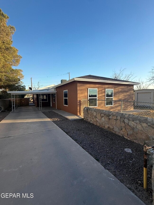 Building Photo - 218 Easter Way