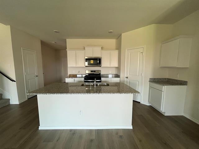 Building Photo - 3904 Malachite Dr
