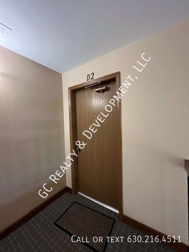 Building Photo - 737 Candleridge Ct