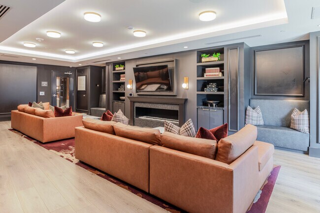 Building Photo - 1 Adrian Ct