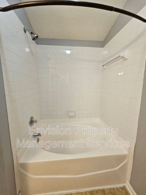 Building Photo - 1243 Blairs Pointe Dr SW