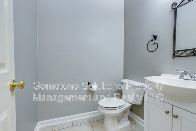 Building Photo - 1035 Watauga Ct