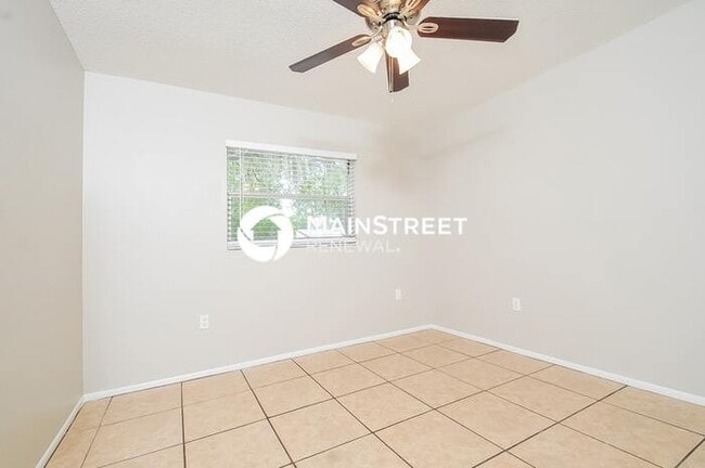 Building Photo - 3 Bedroom Pet-Friendly Home in WINTER HAVE...