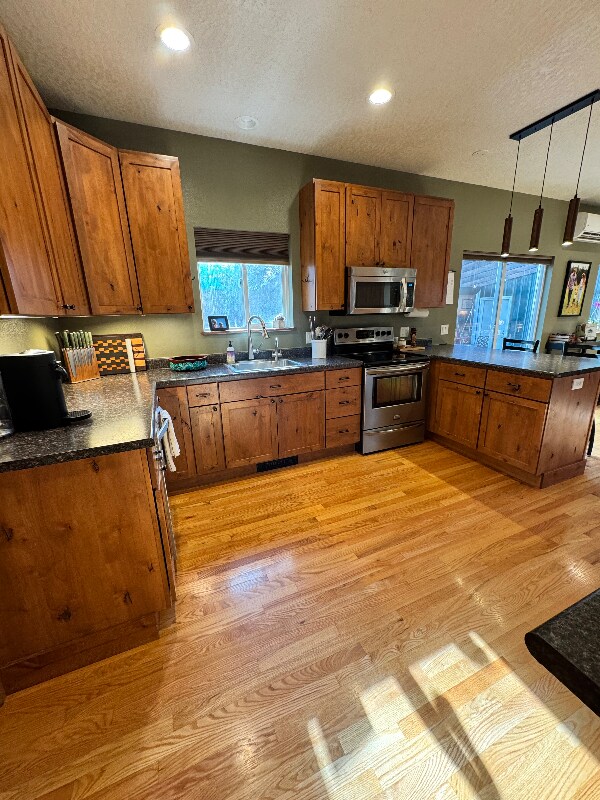 Building Photo - 417 East E Street