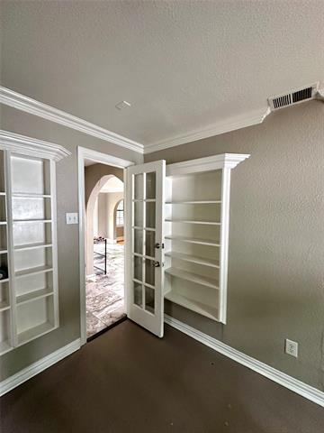 Building Photo - 8619 Groveland Dr