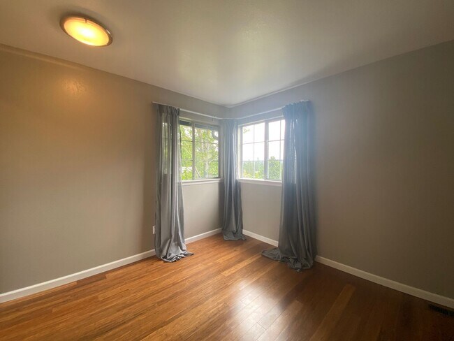 Building Photo - Great Home for rent