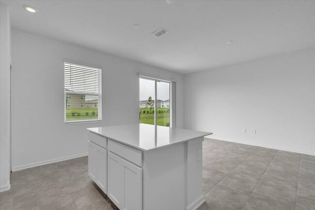 Building Photo - 3157 Laurent Lp