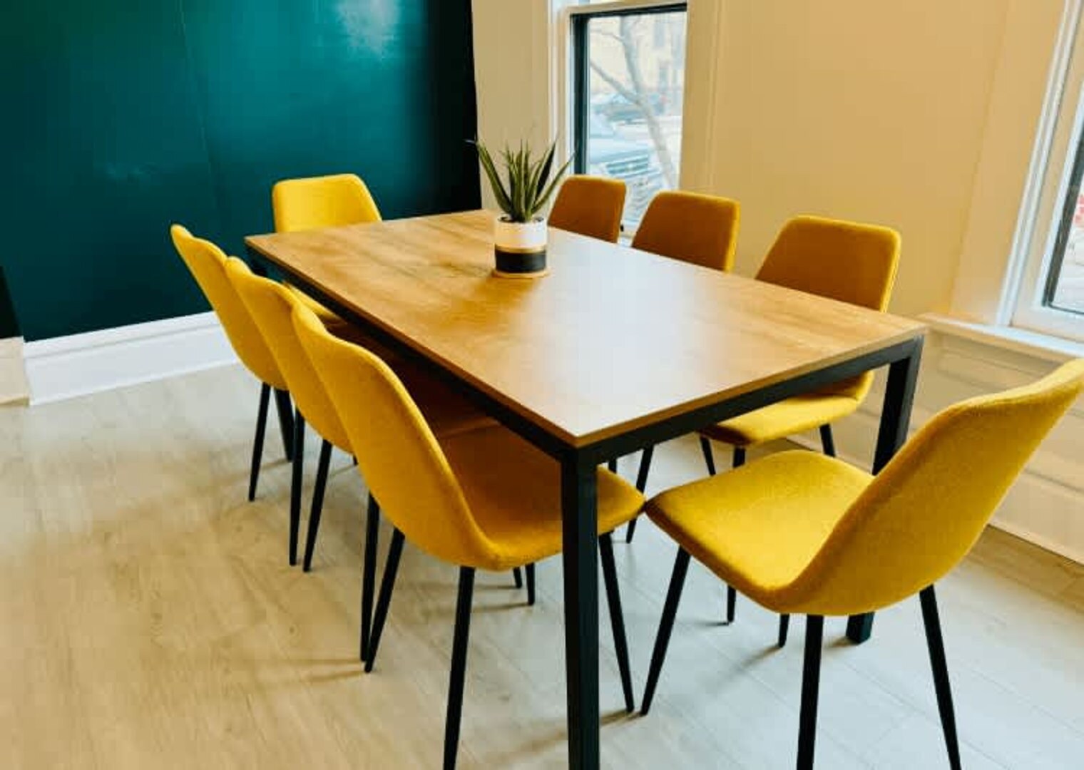 Building Photo - 309-311-311 W 4th Ave