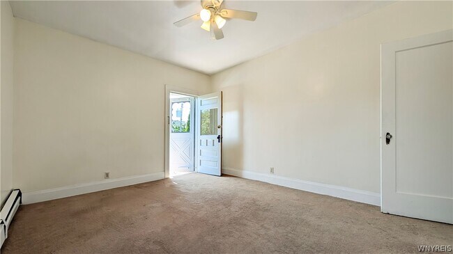 Building Photo - 95 Rand Ave