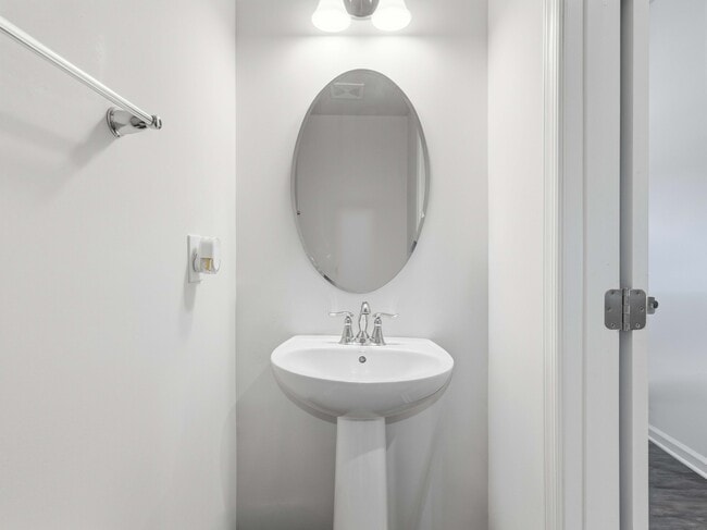 Building Photo - 434 Triple Crown Way