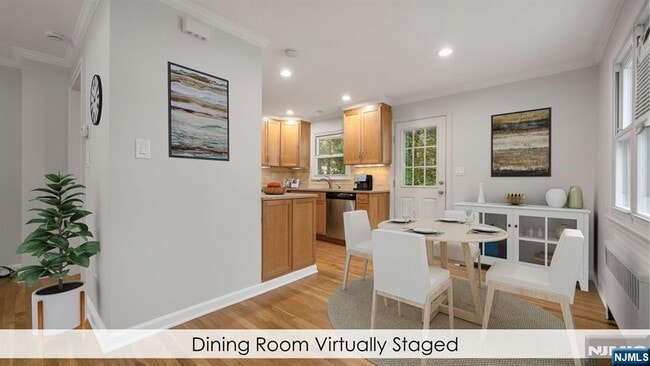 Building Photo - 464 Dorchester Rd