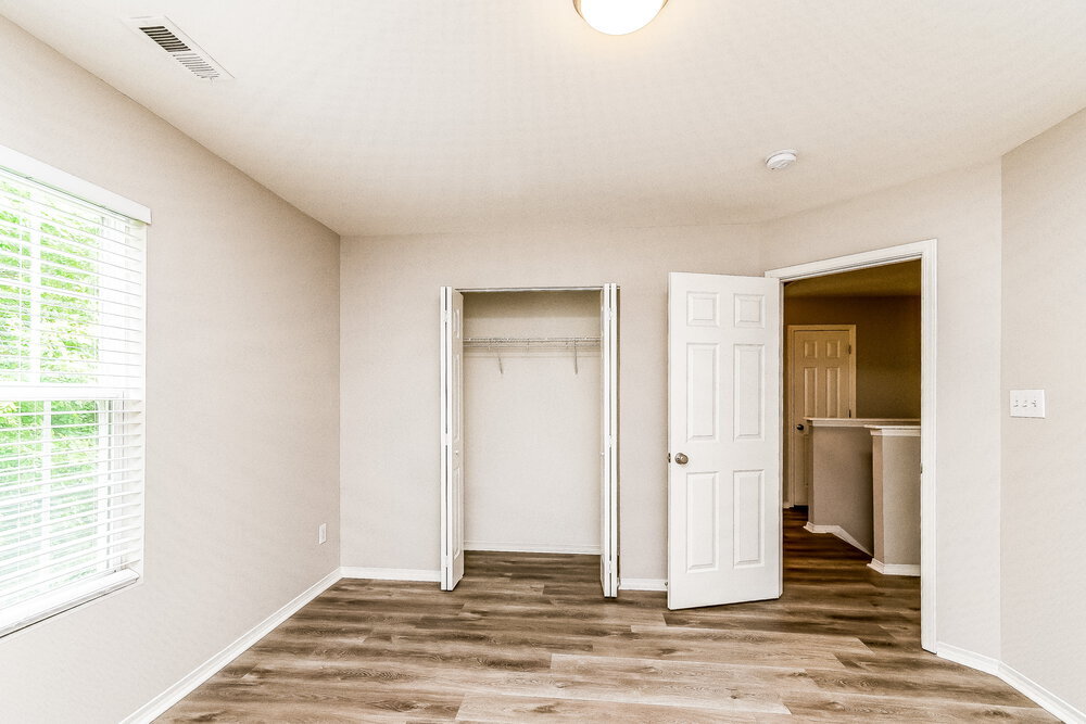 Building Photo - 5457 Thunderidge Drive