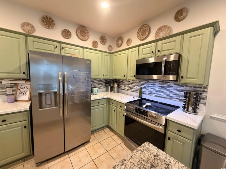 Building Photo - 204 Fulbourn Pl