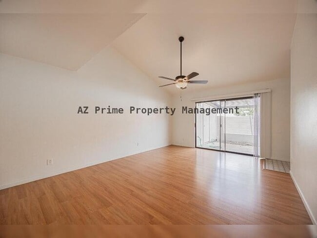 Building Photo - 2141 E Kirkland Ln