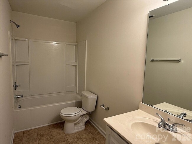 Building Photo - 4820 Lynn Lee Cir