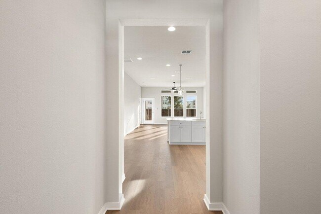Building Photo - 2209 Grenache Dr