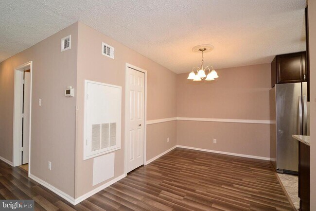 Building Photo - 1113 Huntmaster Terrace NE