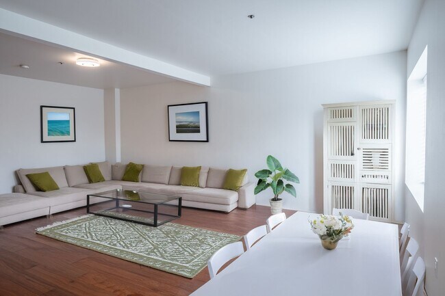 Floorplan - Pacific Crest Apartments