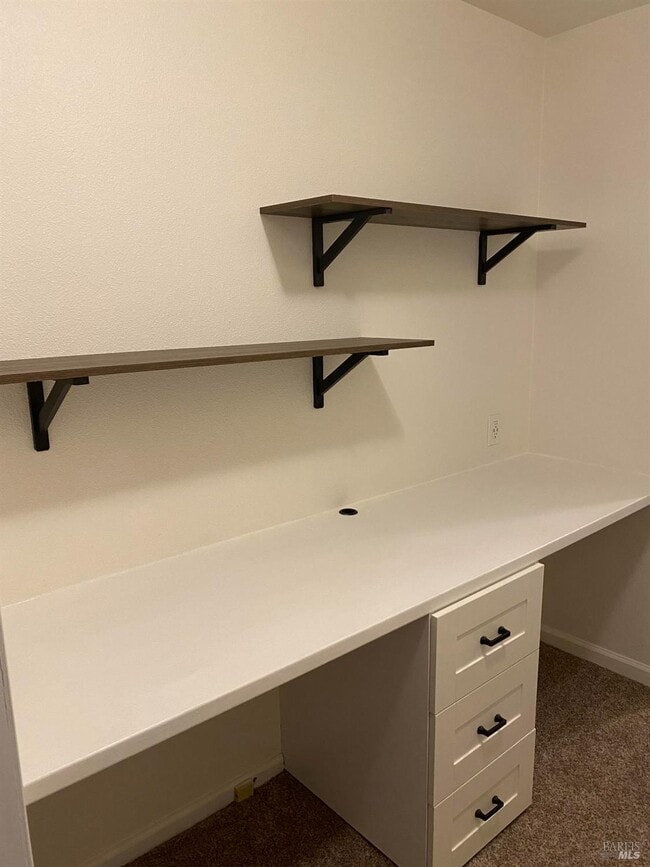 Building Photo - 829 Hunt Ave