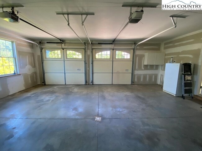 Building Photo - 6287 Idlewild Rd