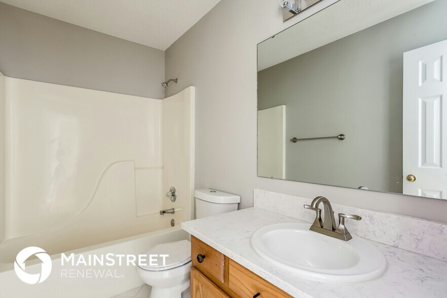 Building Photo - 33 Wallace St