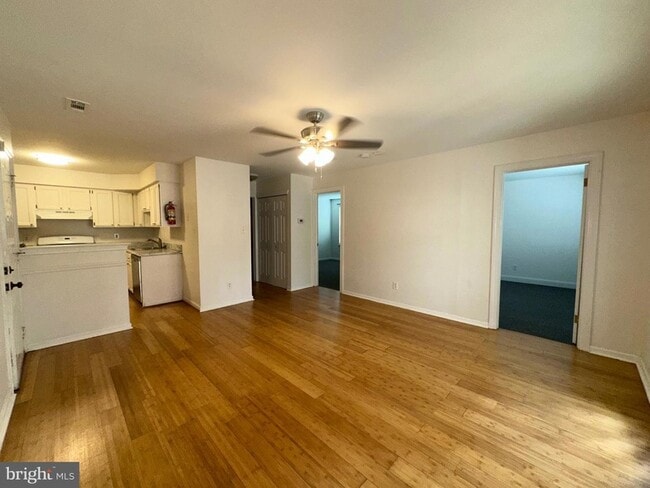 Building Photo - 1191 Tristram Cir