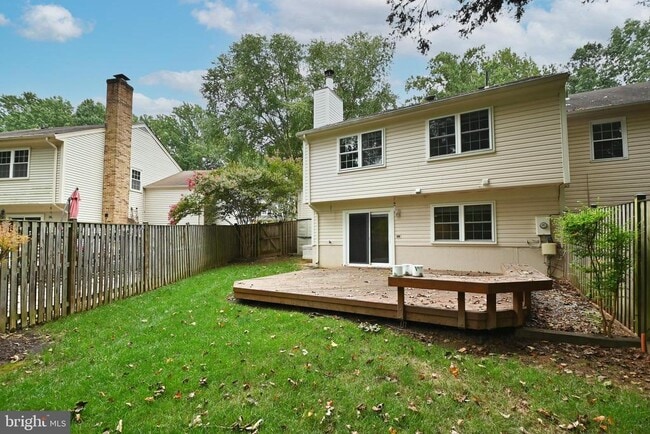 Building Photo - 10048 Wood Sorrels Ln
