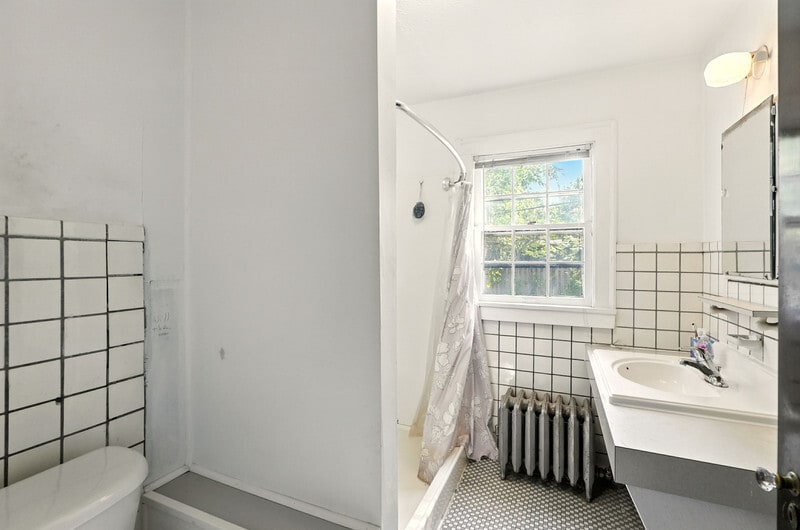 Building Photo - 2341 S Overlook Rd