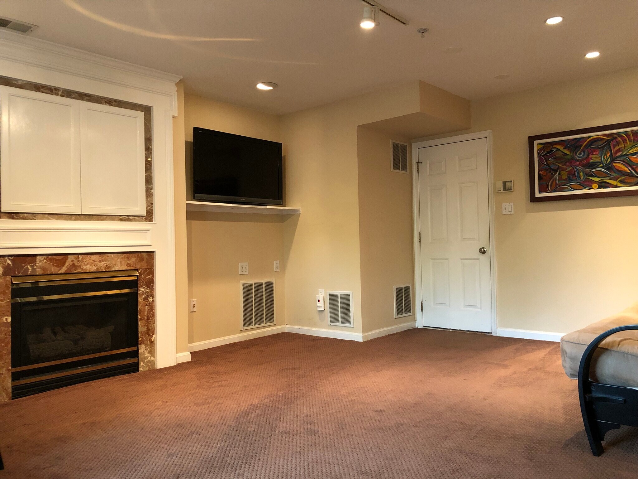 Building Photo - 4105 Cherry Hill Rd