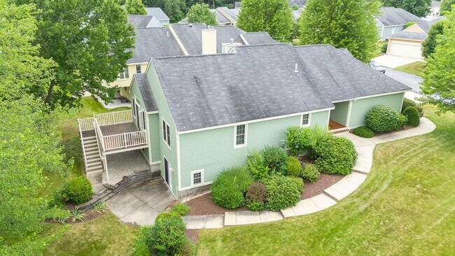 Building Photo - 23 Gleneagle Dr
