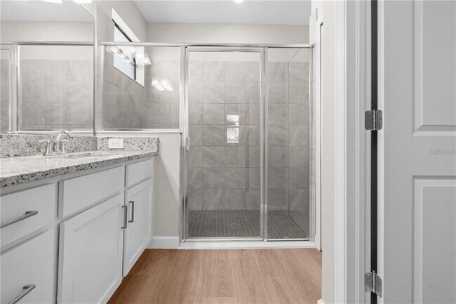 Building Photo - 15719 Islandwalk Ave