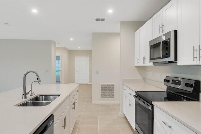 Building Photo - 5399 Tuscany Ln