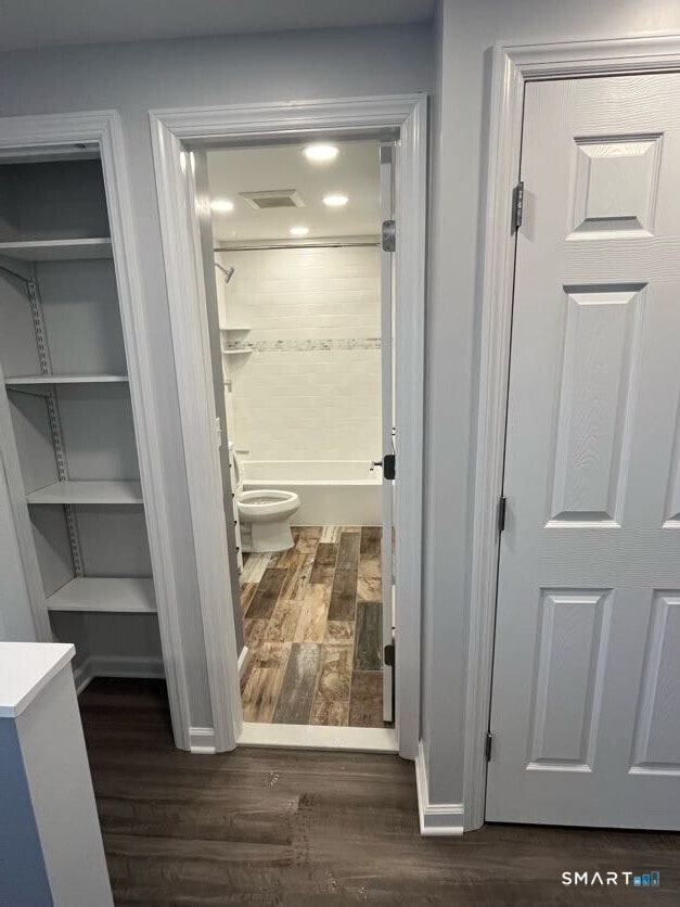 Building Photo - 78 Shepard Ave