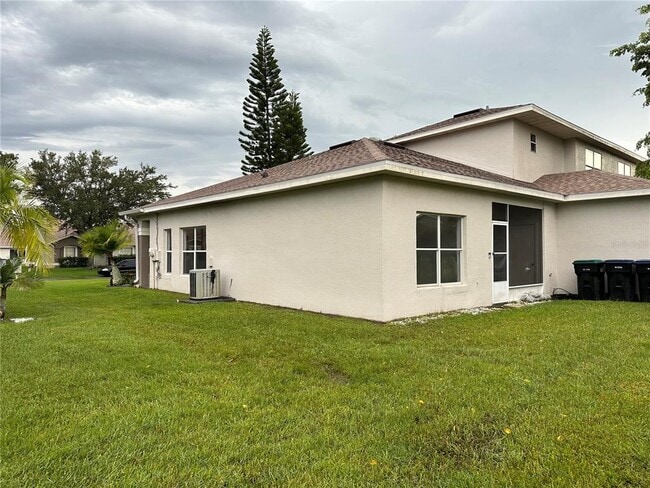 Building Photo - 14572 Laguna Beach Cir