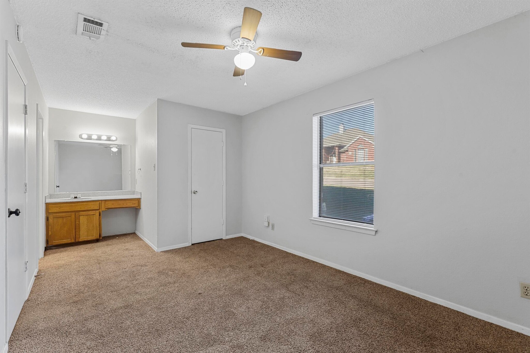 Building Photo - 4920 Brianhill Dr