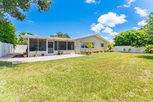 Building Photo - 13940 Joyce Dr