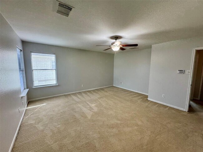 Building Photo - 21355 Claretfield Ct