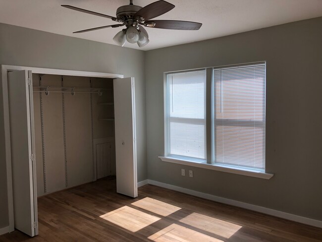 Rear Bedroom Closet - 401 W Saulnier St