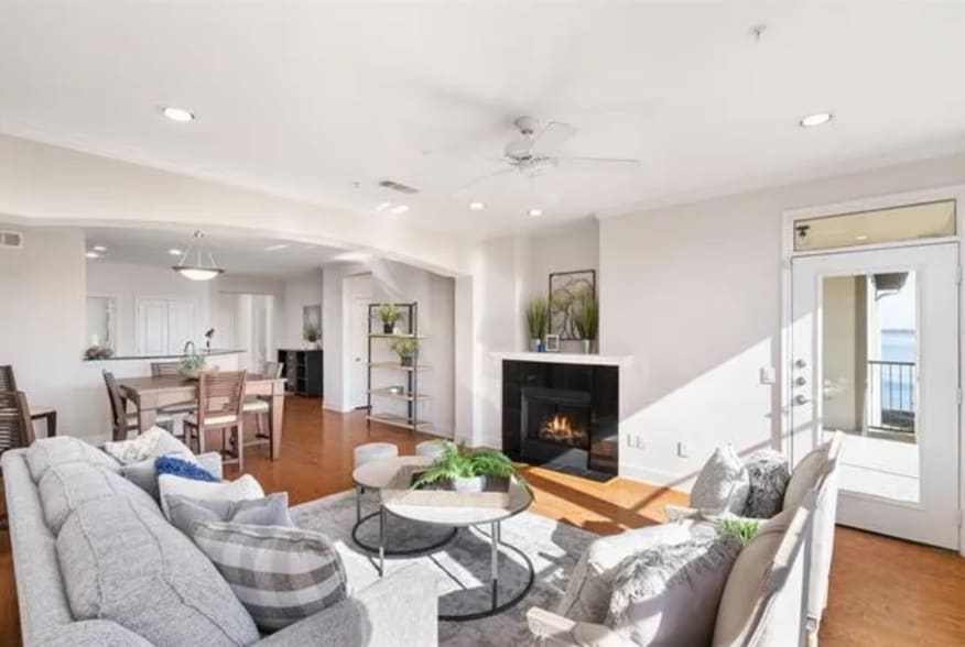 Building Photo - 500 Waters Edge Dr