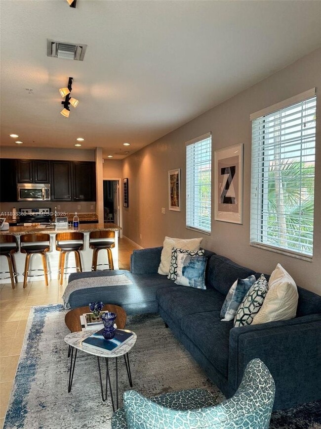 Building Photo - 1006 SW 147th Ave