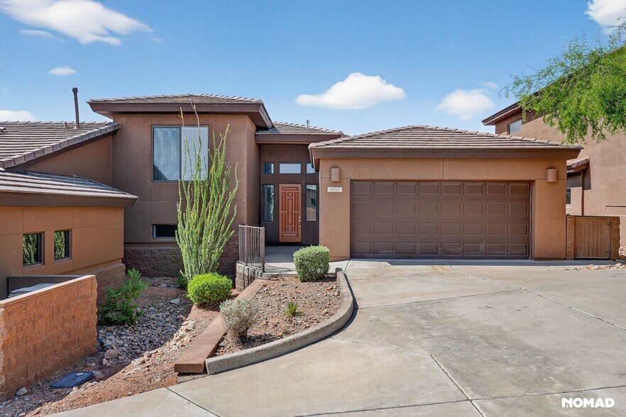 Building Photo - 16315 E Links Dr