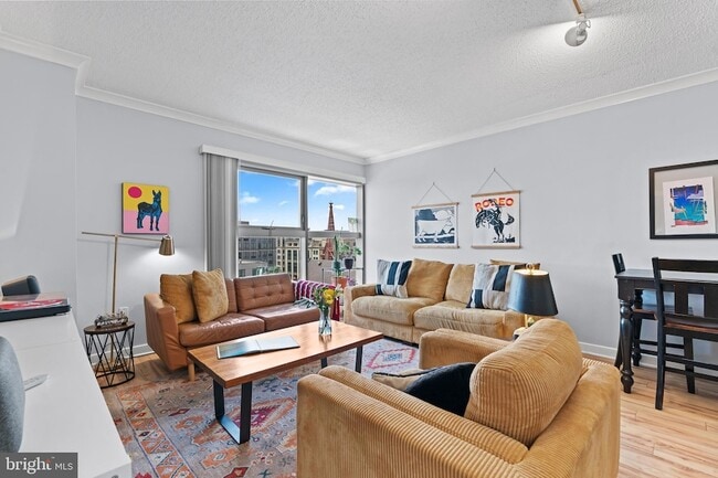 Building Photo - 777 7th St NW