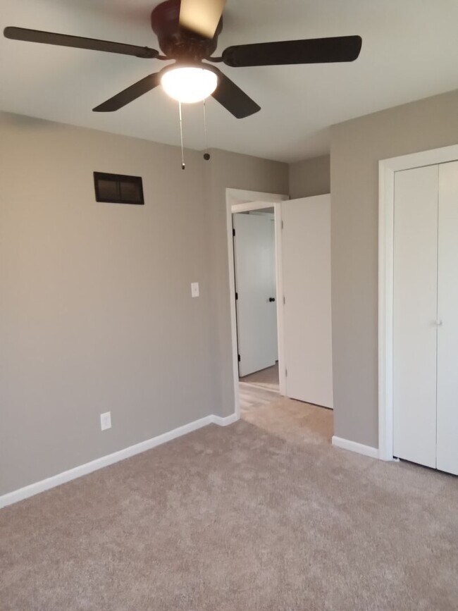 Building Photo - Coming soon! Newly Renovated SF in Liberty