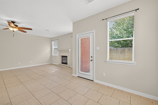 Building Photo - 2815 Sage Creek Ct