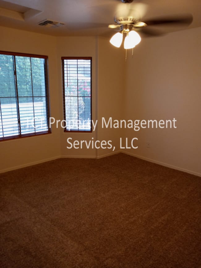 Building Photo - Beautiful 3bed/2 bath in Avondale with all...