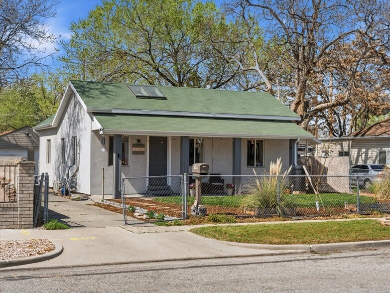 Building Photo - 616 S 1300 W
